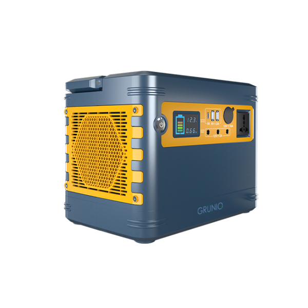 GRÜNIQ Solar Generator
