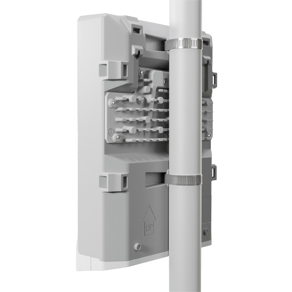 MikroTik netPower 16P with RouterOS L5 license